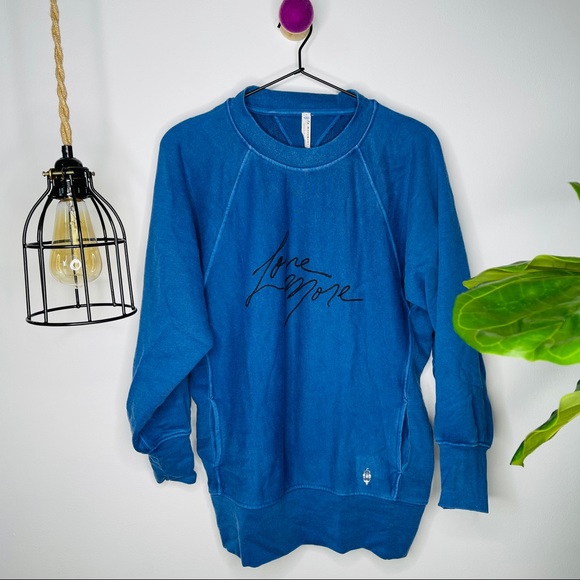NWT Free People Movement - Love More Sweatshirt XS - Picture 2 of 9